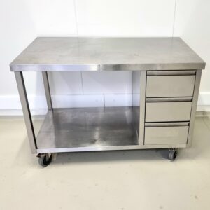 Arbeitstisch mit Ladenstock Edelstahl 135x80cm (gebraucht)