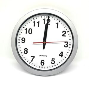 Uhr Kunststoff silber 25cm (gebraucht)